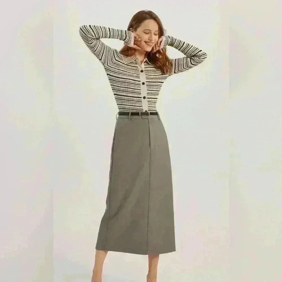 Commense Tops - Form Fitting Beige Long Sleeve Collared, Button Up with Black Stripes, L